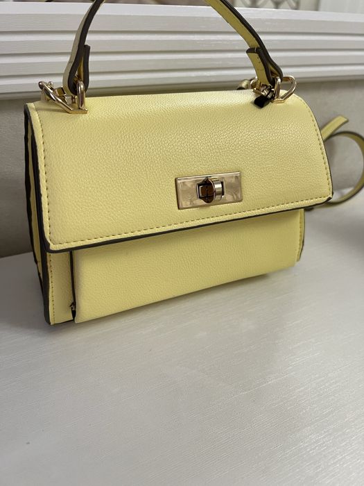 Продам сумки и рюкзак