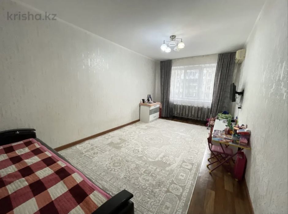Продам 2х комн квартиру
