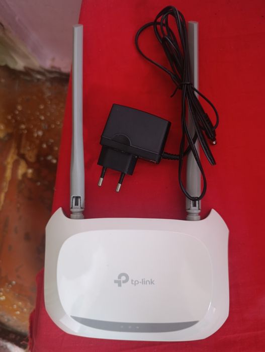 Роутер tp_link продаю по без надобности