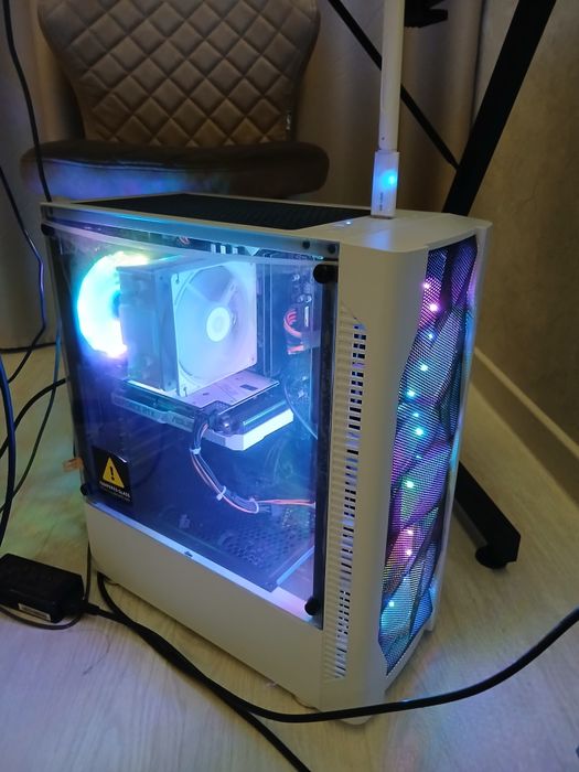 Игровой компьютер со всей периферией