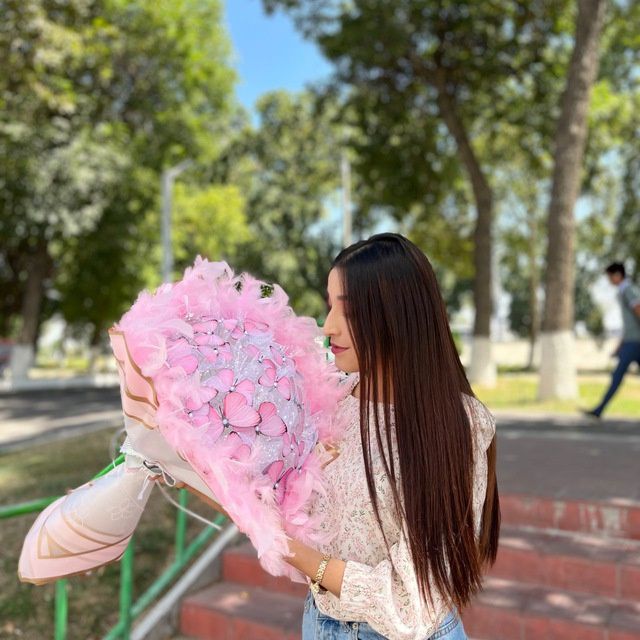 Buket Kapalakli Букет из бабочек (21 101,gacha)