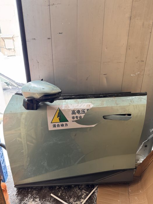 Deepal S07 двери