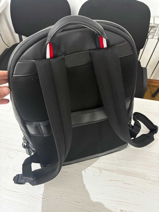 Рюкзак Tommy Hilfiger