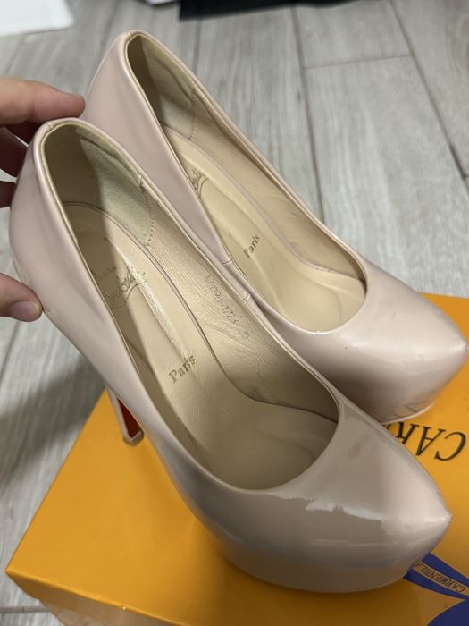 Продам туфли лаковые 35 р