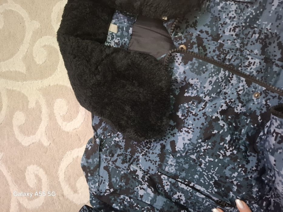 Бушлат, комуфляж сатылады