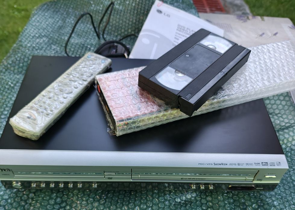 DVD recorder LG, VHS