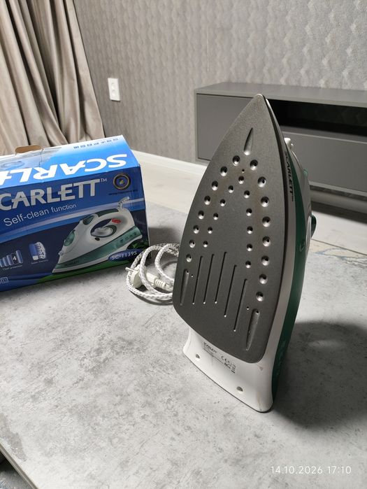 Утюг Scarlett SC-1139S