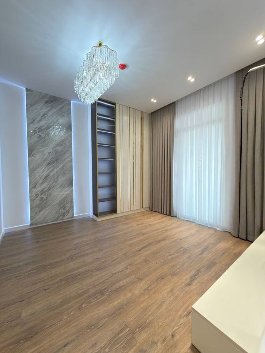 Продается 2в3 ком квартира, ЖК Akay City, ор-р: Х.Алимджан, 74м²