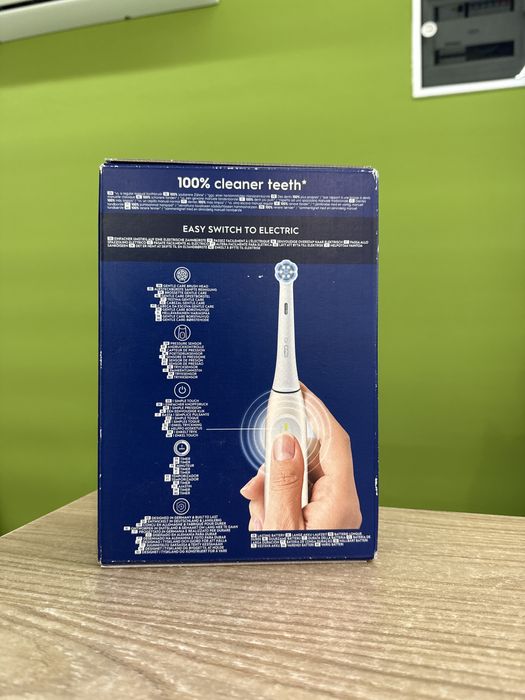 Oral-B iO series 2 + travel case