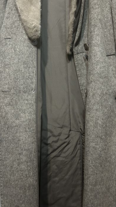 Продам женское пальто