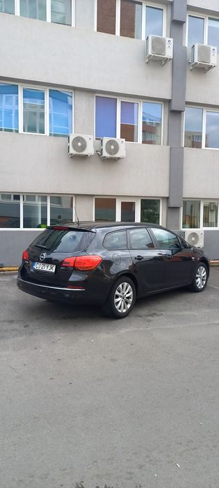 OPEL Astra 2013 — imagine 4