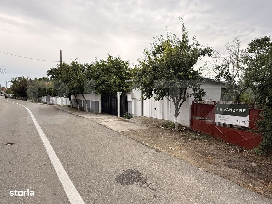 Teren IV 1.308 mp, cu casa veche si grajd, dubla deschidere, zona Prea