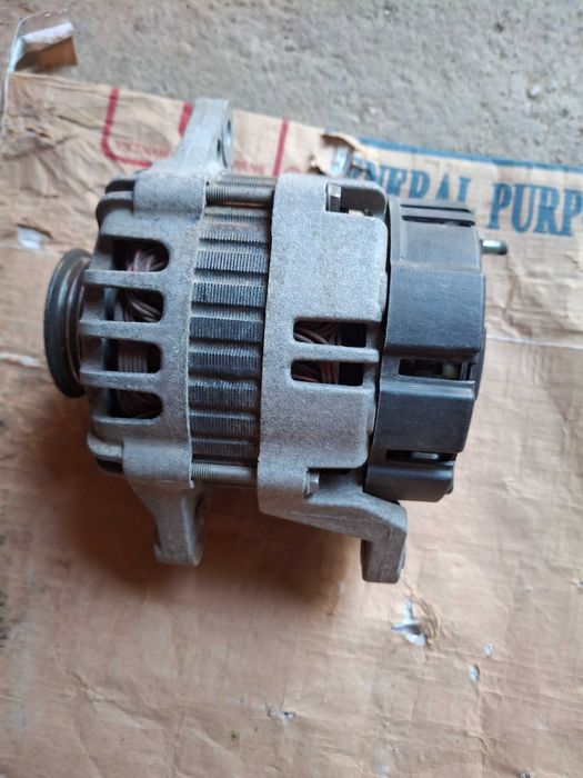 Vând alternator,piese directie chevrolet aveo