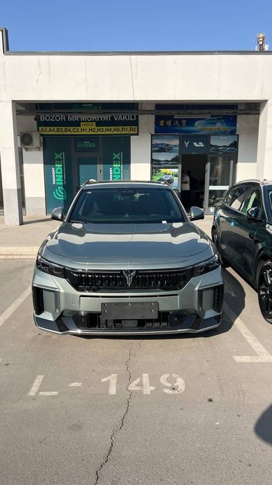 Voyah Free apollo tech 318 alkantara sakon eng fuli