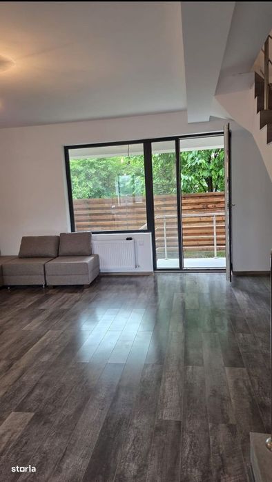 Casa Tip Duplex cu curte individuala
