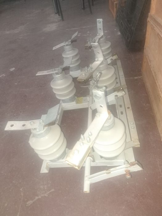 Разединител алюминий