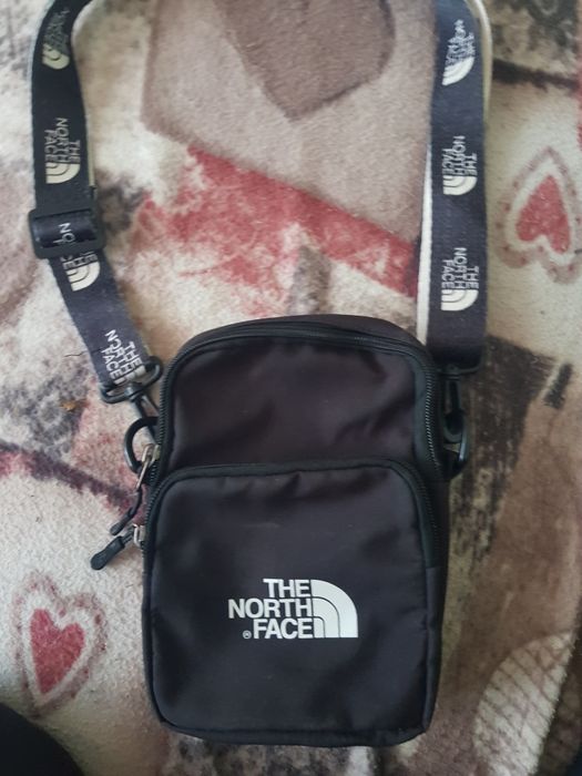 Чантичка на The north face
