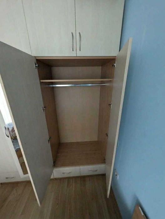 Гардероби с надстройка