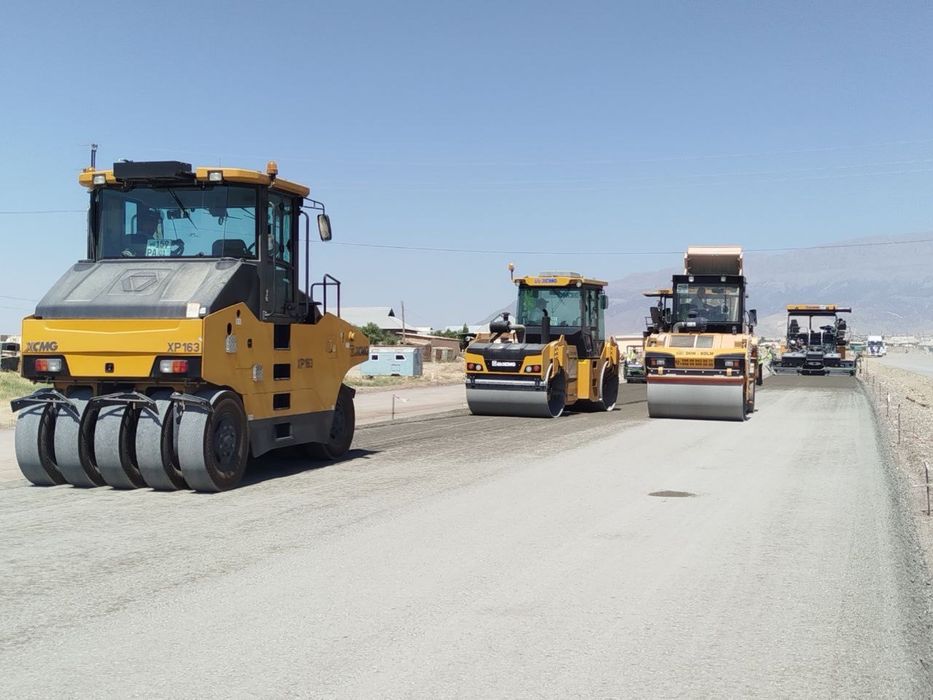 Аренда асфальтоукладчик каток грейдер и др