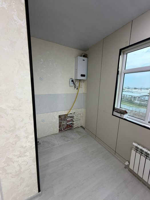 СРОЧНО !! Продается квартира в Яшнабаде 1/6/8 ( 44 кв/м) ЖК Azia House