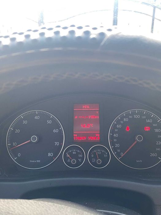 Vând Mașină Volkswagen