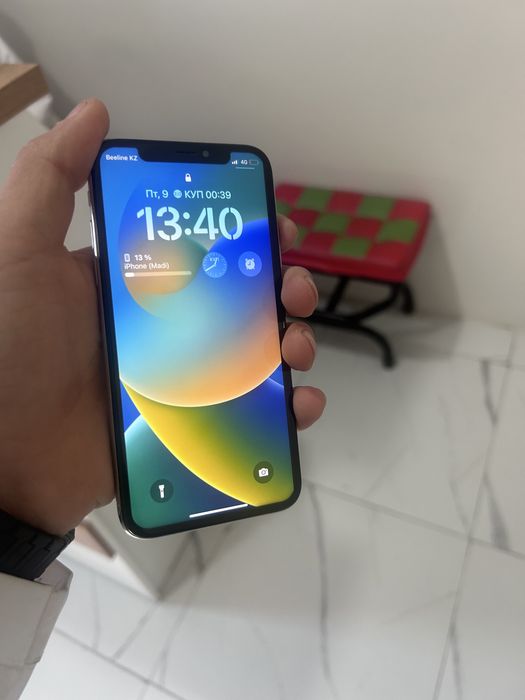 В прадажа айфон Х