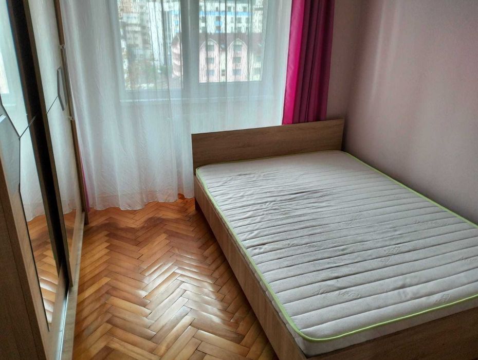 Inchiriez apartament