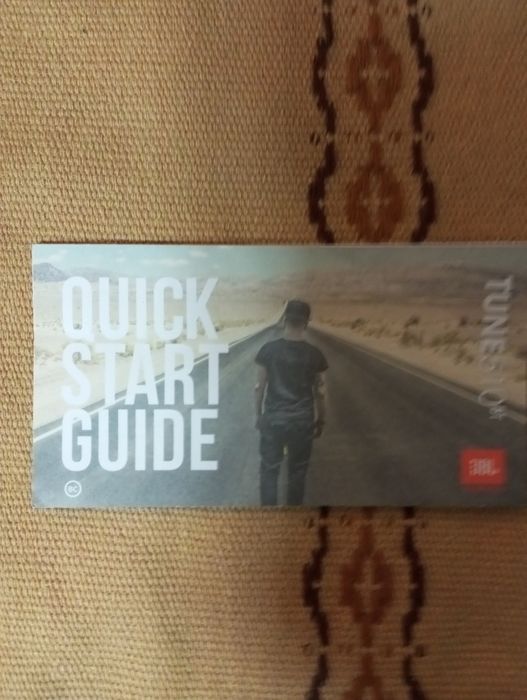 Продам наушники JBL