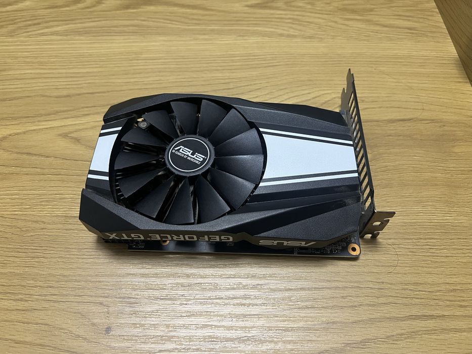 ASUS GTX 1660 phoenix