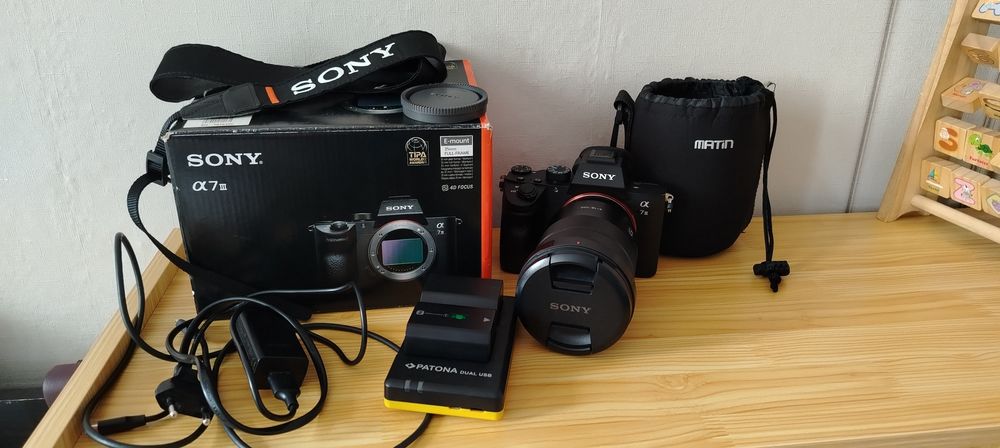 Sony A7 III 24MP-4K Full Frame.