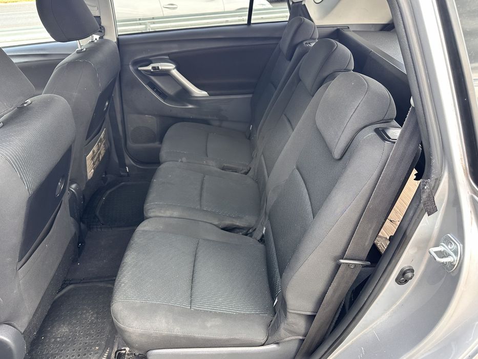 Toyota Verso 1.8i ШВЕЙЦАРИЯ