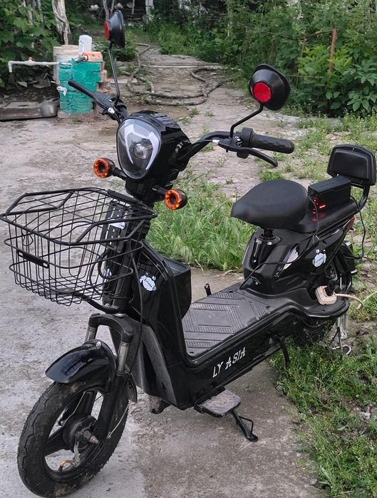 Электроскутер продам