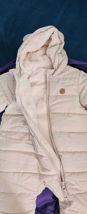 Зимен гащеризон с мъхеста подплата / космонавтче от H&M