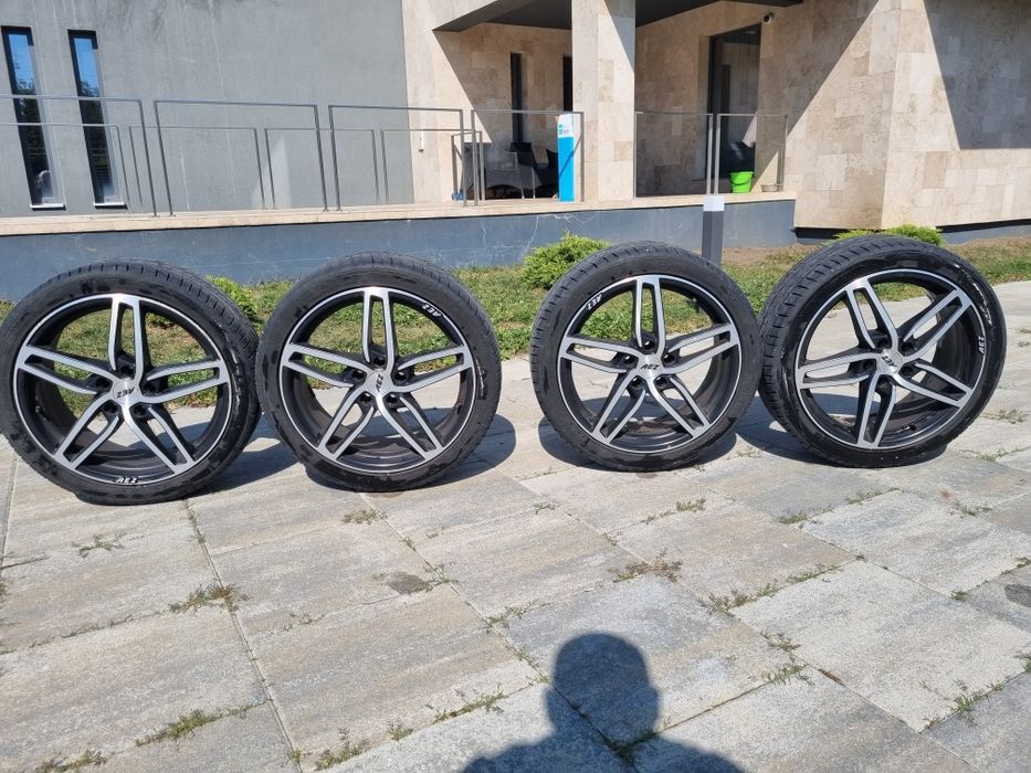 Vand jante Aez 5x112 R18+cauciucuri de vara 225/40/18