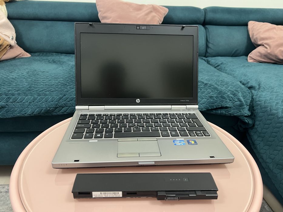 HP EliteBook 2560p i5-2540M 8 GB RAM 320 GB HDD