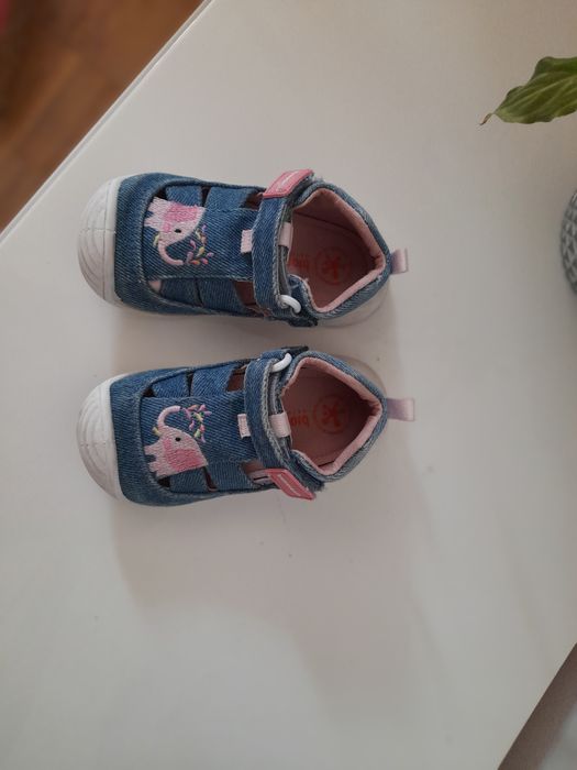 Sandale Biomecanics 22