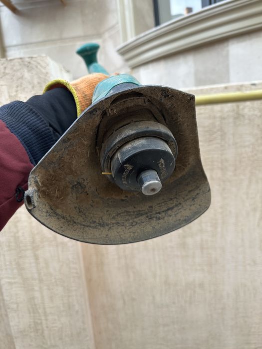 Продам газонокосилку Бош