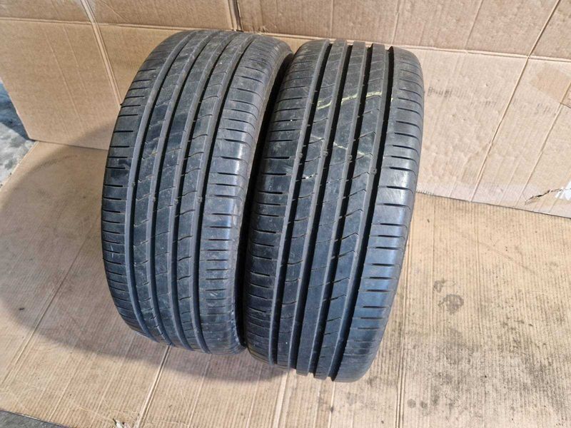 2 Kumho R17 205/45
летни гуми DOT0723