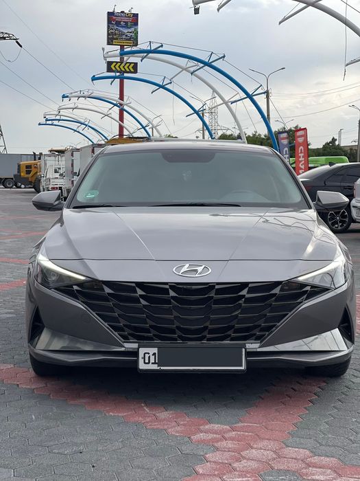Hyundai Elantra 2021 — 8