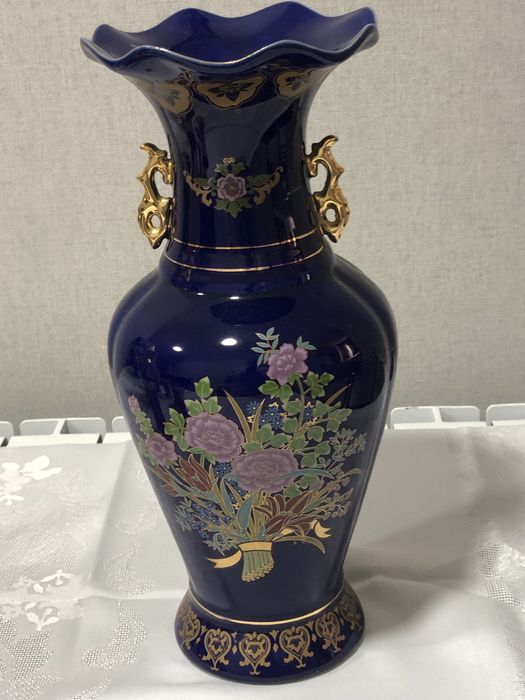 Продаётся ваза для цветов