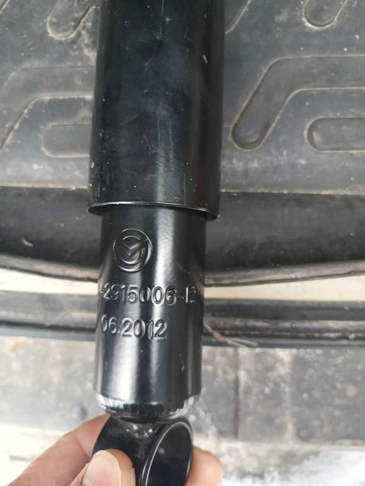 Задние амортизаторы Нива 21214