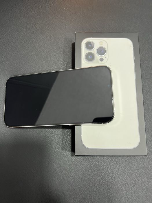 iPhone 13 Pro Max 256GB Silver — отличное состояние