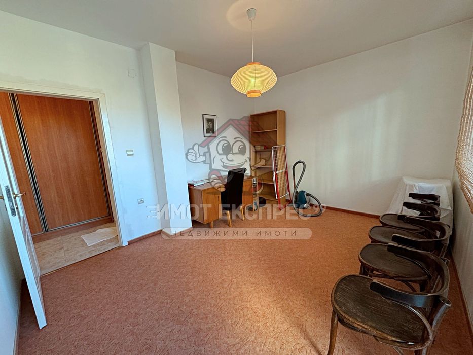 Продава се Многостаен апартамент в Асеновград - 132 кв.м за 626 €/кв.м - Снимка #15