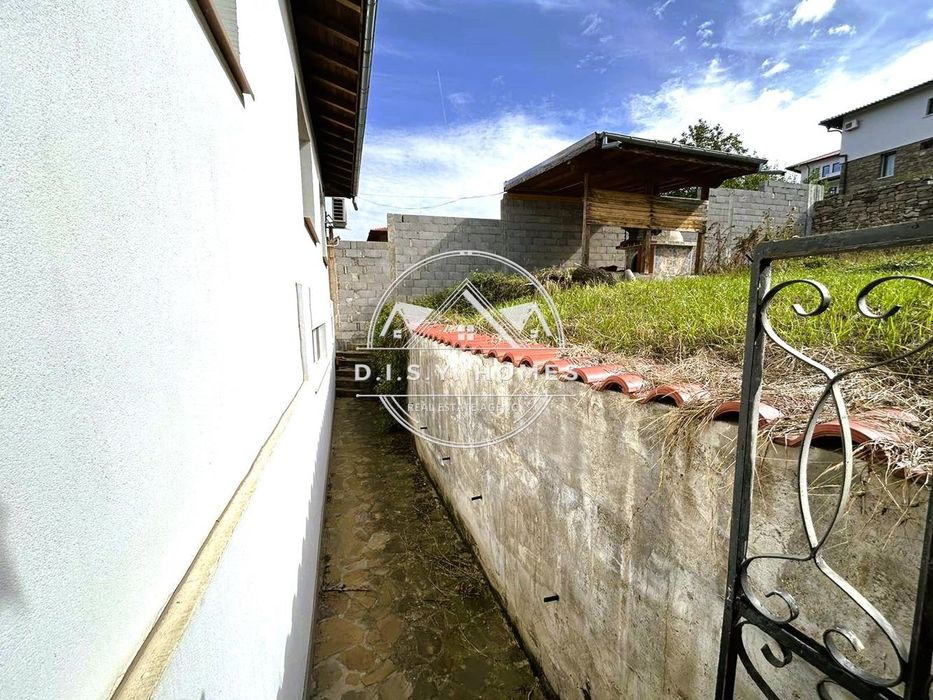 Продава се Етаж от къща в с. Арбанаси, Област Велико Търново - 144 кв.м за 1820 €/кв.м - Снимка #7