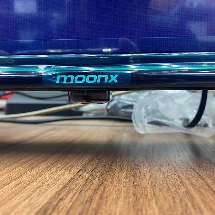 Телевизор MOONIX TV Smart android