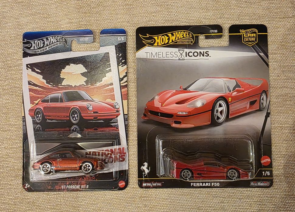 Hot Wheels Premium Ferrari F50 + HW SILVER Porsche 911 R