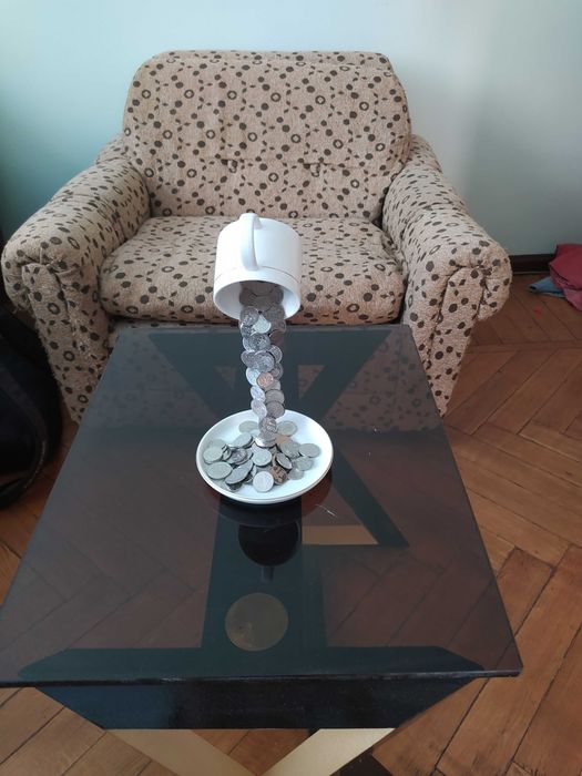 Чашка " Неиссякаемый поток".