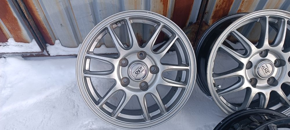 Диски привозные 5,114,3,15 ет 45