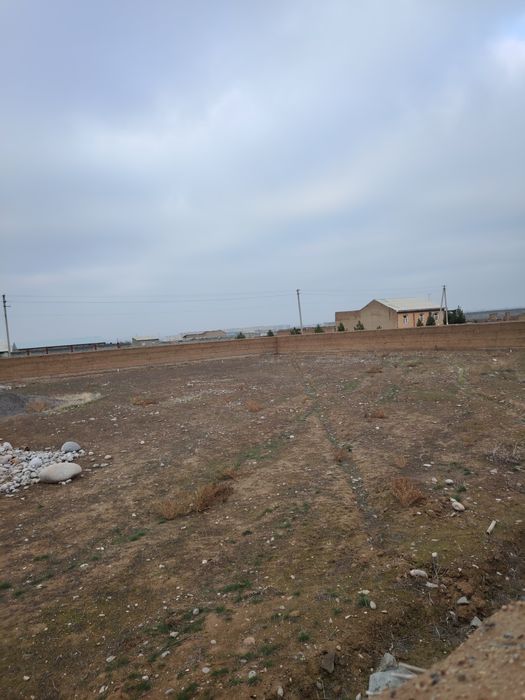 Е сотилади миндонободга спутникда