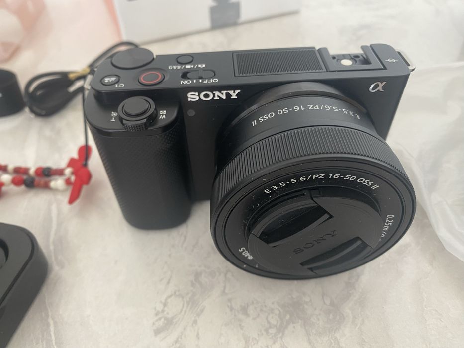 Продам камеру sony zv-E10